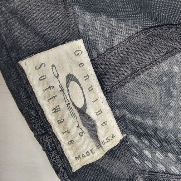 Vintage Oakley Made In The USA Hat Cap Adjustable Comfort Lightweight Casual - Picture 8 of 10